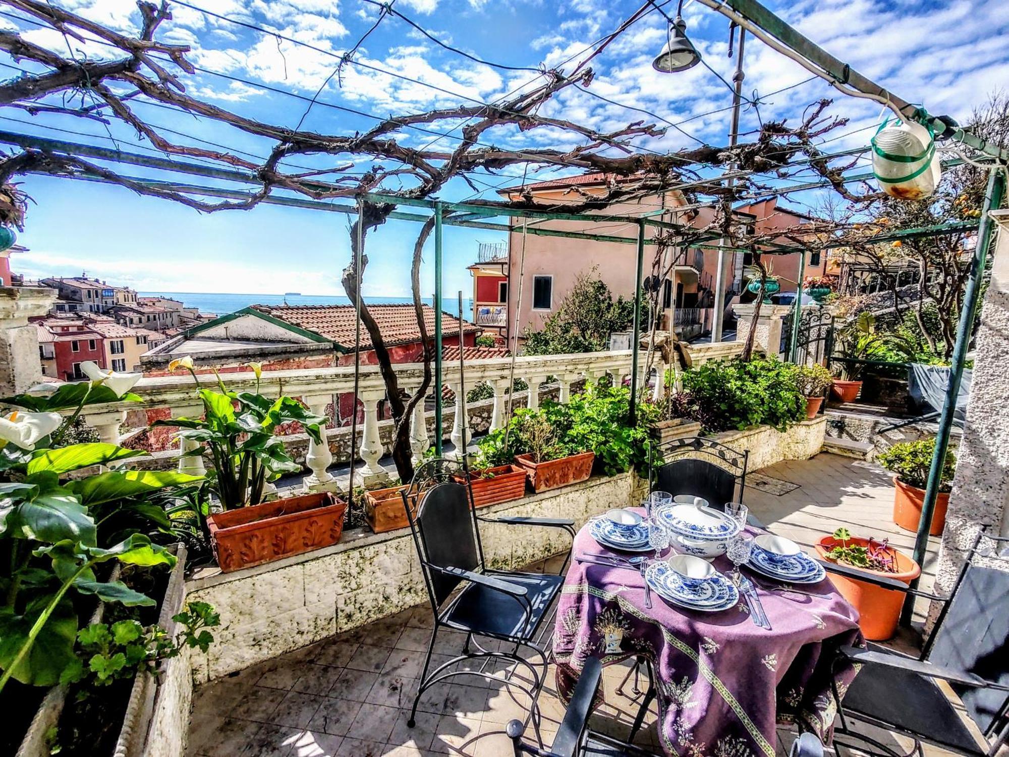 -La Terrazza Nel Vigneto- Golfo Dei Poeti Apartment Tellaro Exterior photo